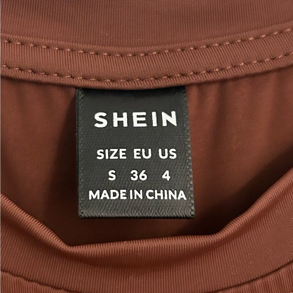 Brown T-shirt from Shein size small - Picture 2 of 2